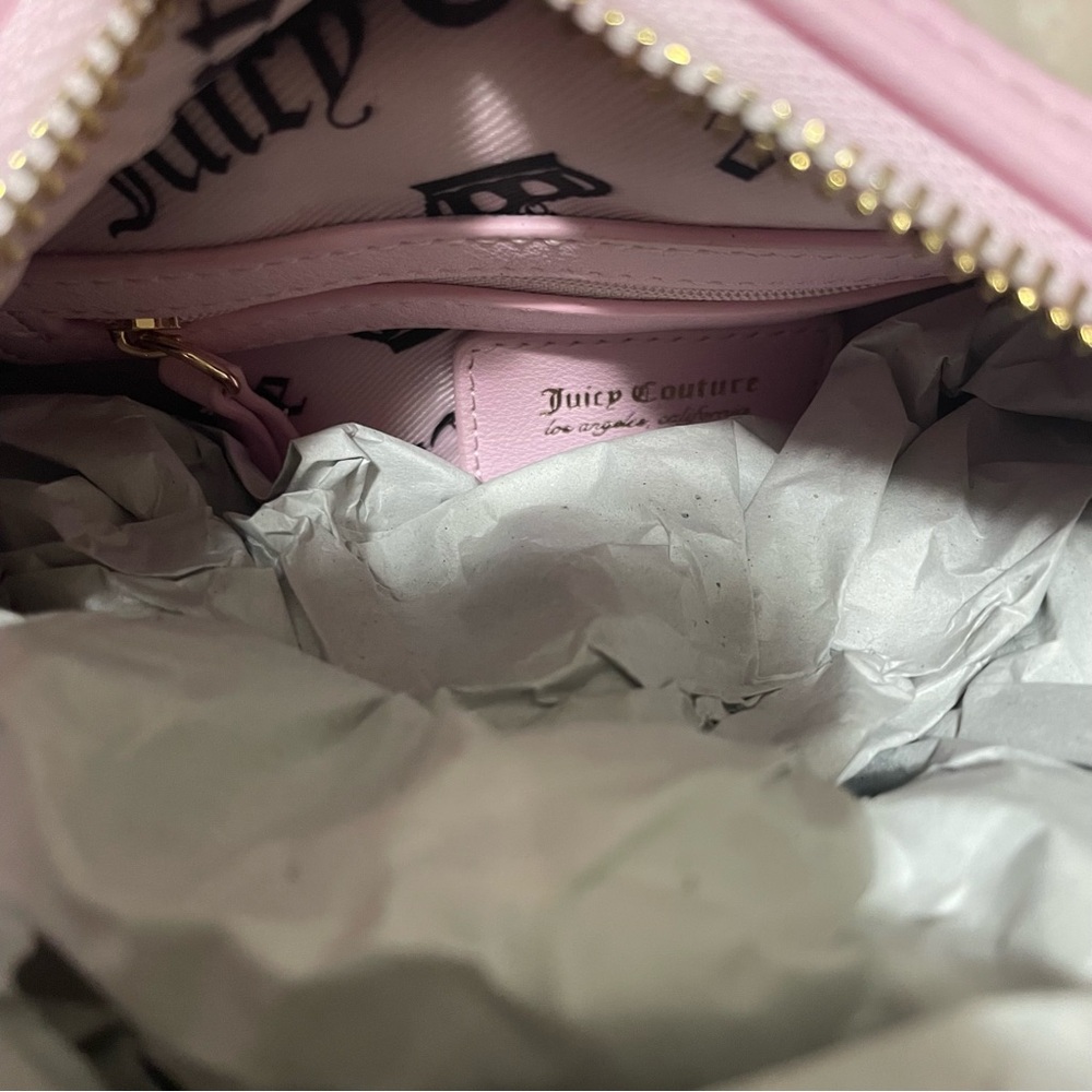 Juicy Couture - Picture 10 of 11